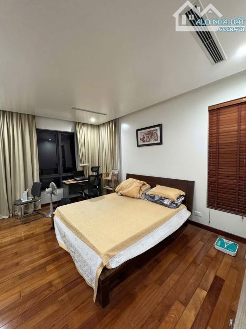 SIÊU PHẨM HIẾM CÓ CẤU GIẤY 3 LÀN Ô TÔ TRÁNH VỈA HÈ 70M, 26TỶ - 1