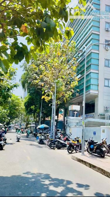 Sở hữu Building giá tốt Quận 3 / DT: 27x40m/ KC; Hầm 10 tầng / HĐT: 1.2 tỷ/ Gía 500 tỷ - 1