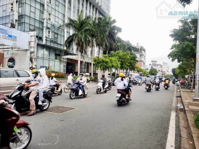 MẶT TIỀN KHÁCH SẠN 6 TẦNG TRUNG TÂM QUẬN 5- PHỤ CẬN BỆNH VIỆN CHỢ RẪY, DÒNG TIỀN CHO THUÊ - 1
