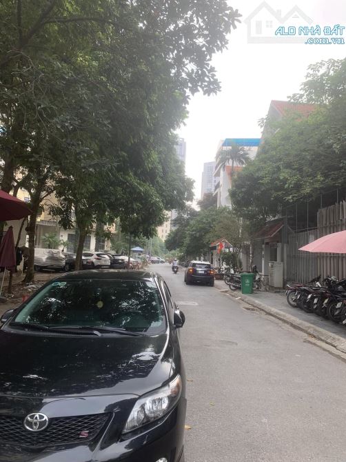 Bán biệt thự phố Vĩnh Phúc, Ba Đình, phân lô, ô tô tránh, lô góc thoáng đẹp. Giá 38.5 tỷ - 1