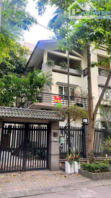 Cho thuê biệt thự Nguyễn Văn Lộc-Hà Đông,sau Coopmart-100m² x 3 tầng, MT 15m – 60tr/tháng - 1