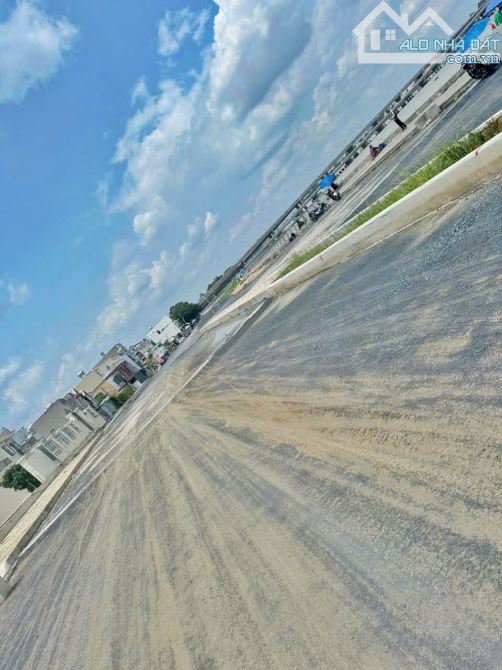 MẶT TIỀN 10M BỜ KÈ BỬU LONG Bán LÔ ĐẤT 154M2 mặt tiền đường Bờ Kè View Sông Đồng Nai - 1