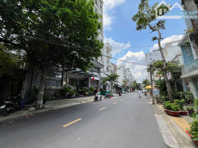 Bán Nhà Ngang 5,3M, Đường Số Nguyễn Thị Thập, P. Tân Quy, Quận 7. 4 Tầng, 9PN. Giá: 21 Tỷ. - 1