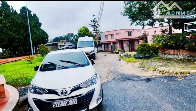 VỊ TRÍ VÀNG NGAY VÒNG XOAY KIM CÚC - ĐANG CHO THUÊ 40 TRIỆU/THÁNG - 1