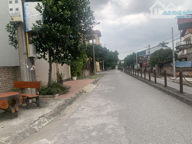 Duy nhất 1 lô trên thị trường 60m2 tái định cư Đông Dư giá 8,7 tỷ đường 13m khu phân lô - 1