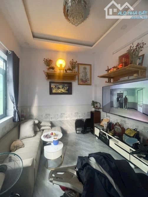 BÁN NHÀ TRUNG TÂM QUẬN 7, 3 TẦNG, 4PN, NGAY PHÚ MỸ HƯNG, 4,3x12M, HUỲNH TẤN PHÁT - 1