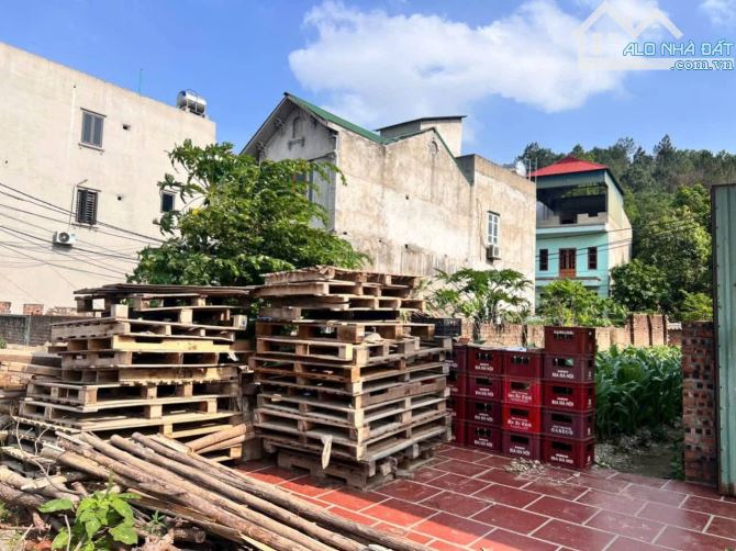 Bán đất Tiên Du Bắc Ninh vỉa hè rộng đường ô tô tránh kinh doanh giá 2 tỷ xxx - 1