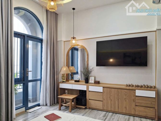 Nhà hẻm xe hơi thông 5m đường Lê Văn Quới, 4x13m, đúc 3,5 tấm, nội thất cao cấp - 1