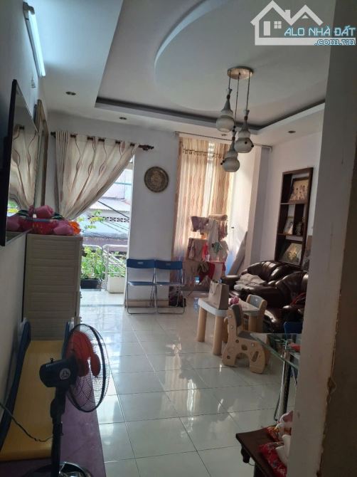 🍎BÁN NHÀ ĐƯỜNG PHẠM NGỌC THẢO - GẦN NGUYỄN HỮU DẬT, DƯƠNG ĐỨC HIỀN - 82M2 - 3 TẦNG - 1