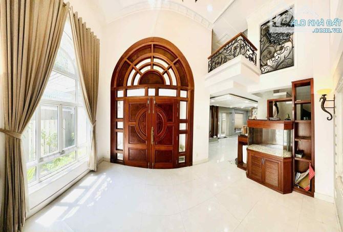 Biệt thự cao cấp mặt tiền Trường Sa 2 mặt thoáng view công viên đẳng cấp - 1