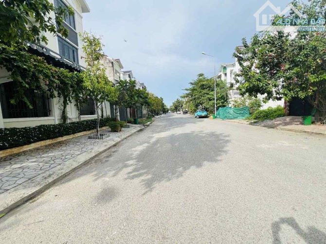 BIỆT THỰ ĐẲNG CẤP THƯỢNG LƯU – KIỆT TÁC GIỮA LÒNG TRUNG TÂM BÌNH THẠNH - 1