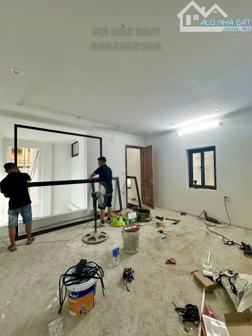 Hàng xóm Time City DT 45m2 5 Tầng - 30m ra phố ngõ thẳng tắp rộng rãi - Giá ngon 7,9 tỷ - 1