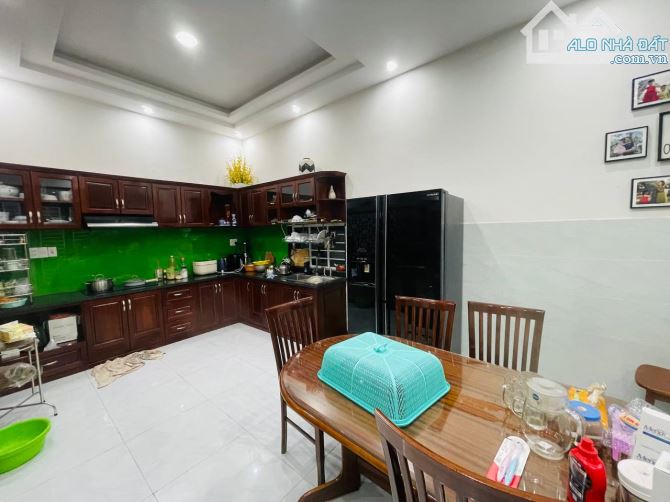 Cần Bán Nhà 1 Trệt 1 Lầu Đường Nội Bộ Nguyễn Hới 107M2 (10x11) - Giá: 11.5Tỷ - 2