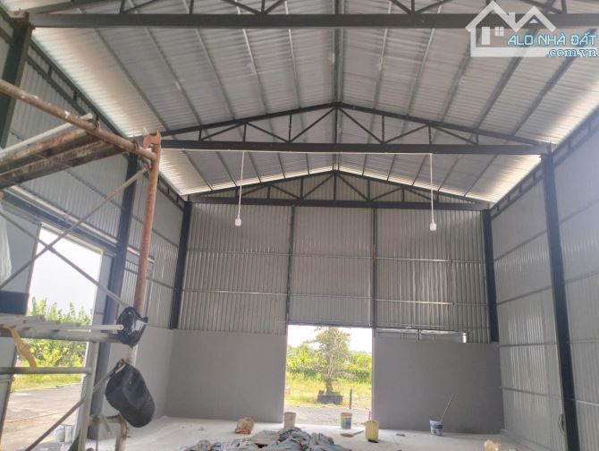 Chỉ 12tr/m2. Đất 40x80m HXT trải nhựa sạch sẽ. Vị trí đẹp thông số chuẩn Đông Thạnh 8. SHR - 2
