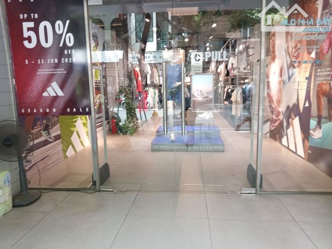 Bán Nhà mặt phố Hàng Bông 385m2 * 3 Tầng, MT 13.5m, Giá 190 tỷ - 2