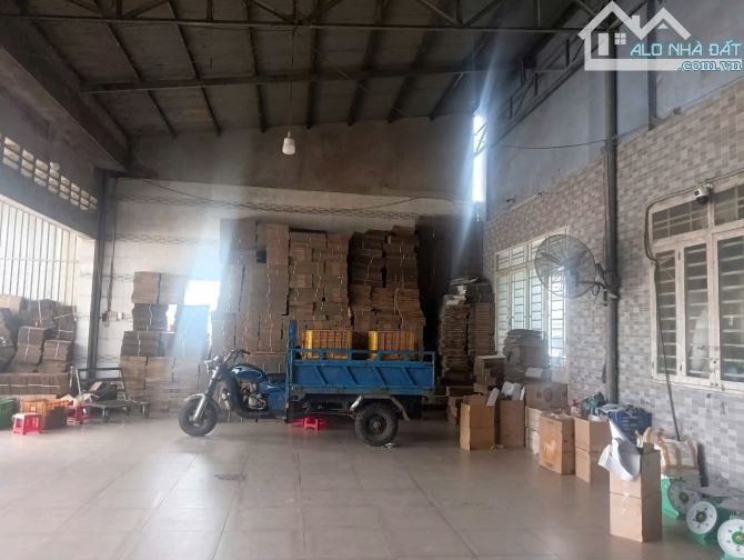 Bán gấp nhà mặt tiền QL 1A thống nhất 950m2 giá ngộp chỉ 12 triệu/m2 quá rẻ đầu tư gấp ạ - 2