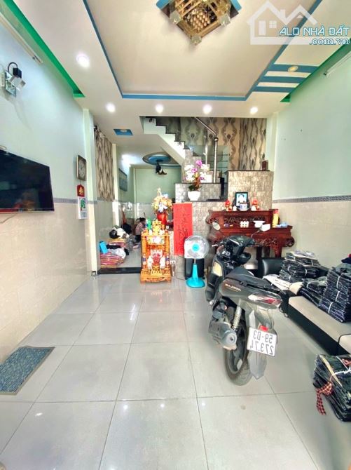 BÁN NHÀ ĐẸP CẠNH LŨY BÁN BÍC.H - KH.U CHỢ VÃI - DTSD 80M2 - 2
