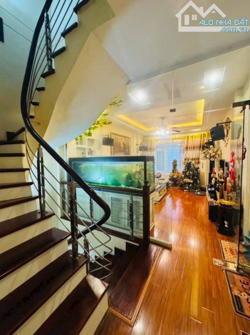 Nhà Xuân La - Phân Lô- Vĩa Hè - Ô Tô tránh- Kinh doanh Diện tích rộng, mặt tiền 6m - 2