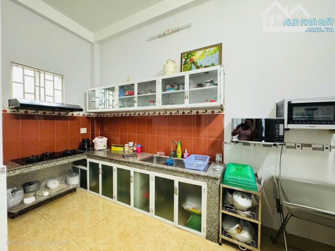 Bán nhà quận 8. 4 tầng 4PN 3WC. Hoàn công đủ - 2