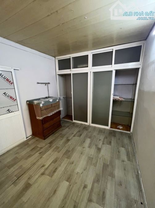 25m2 Lê Văn Phan, hẻm thông, 1/ gần mặt tiền, 2ty9 - 2