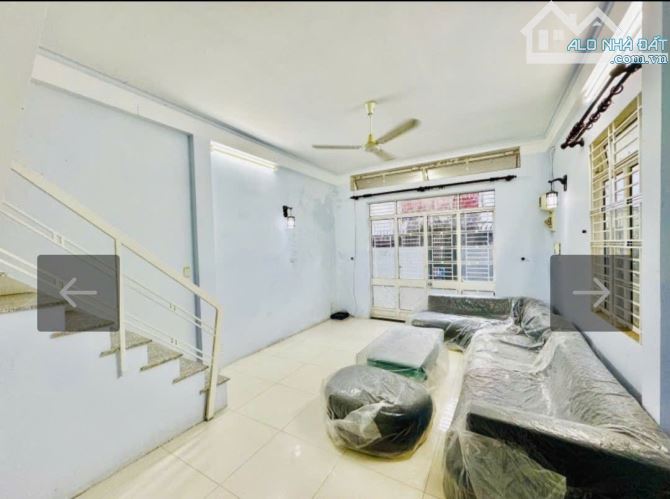 Nhà đẹp Lê Quang Định, P11 Bình Thạnh. DT 75m2. 3 tầng. Ngang 7m dài 12m. Giá chỉ 7.6 tỷ. - 2