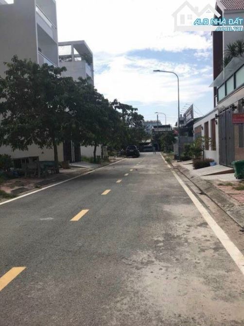 BÁN LÔ ĐẤT NGAY CẦU XÁNG BÌNH CHÁNH ,80M2 , 1 TỶ 600 , SỔ HỒNG RIÊNG - 2