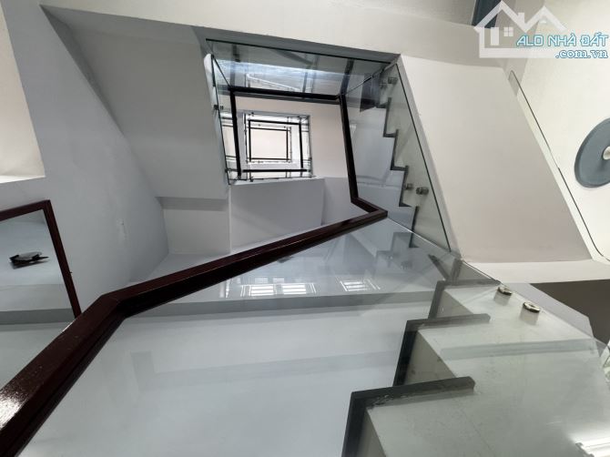 Bán nhà hẻm xe hơi, đường số 19, phường 8, Gò Vấp, 60m2, 5 tầng, 4PN, 5WC, nhỉnh 6 tỷ - 2