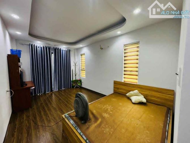 MIÊU NHA - TÂY MỖ - Ô TÔ ĐỖ GẦN - FULL NỘI THẤT - 37M X 5 TẦNG - GIÁ 5,5 TỶ - 2