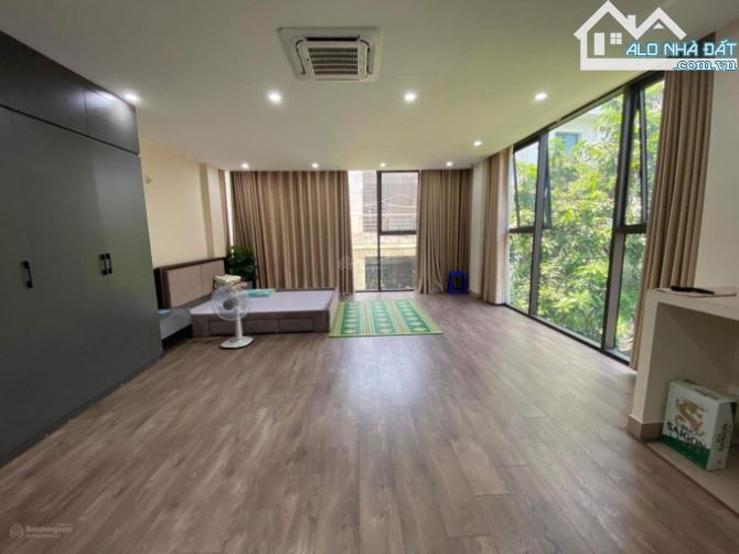 Bán nhà Nguyên Hồng Đống Đa 60m2, 4 tầng, MT 4.2m, 15.3 tỷ, gara ô tô, 2 thoáng. - 2