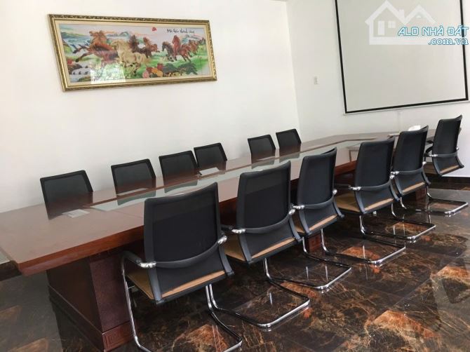 Biệt thự vip, căn góc 2MT Tên Lửa Bình Tân (12x25m)hầm + 3 tầng,CN 297m2 - 2