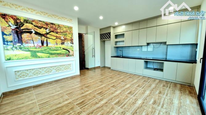 BÁN NHÀ PHƯƠNG CANH -TẶNG FULL NỘI THẤT - LÔ GÓC - THANG MÁY - 44M x 7 TẦNG - GIÁ 7 TỶ 35. - 2