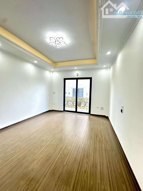 BÁN NHÀ MẶT NGÕ BÁT KHỐI, Ô TÔ VÀO TẬN NHÀ, 6 TẦNG THANG MÁY MỚI TINH, SỔ VUÔNG VẮN - 2