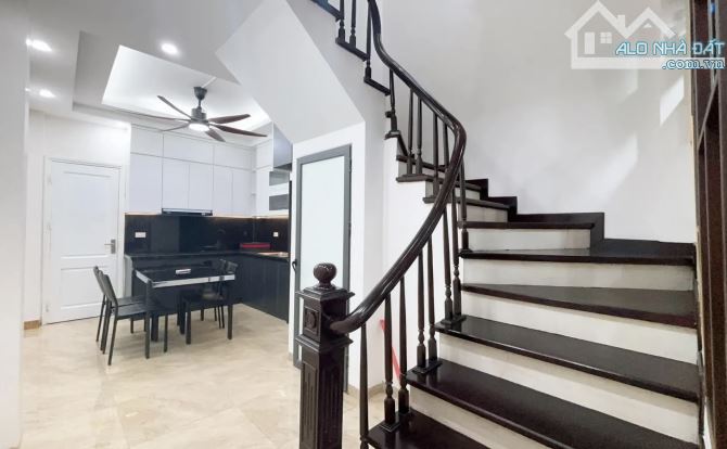 SIÊU PHẨM BA ĐÌNH – 41m2- 5T- 12,5$ - NGÕ THÔNG – KINH DOANH – Ô TÔ TRÁNH – GẦN BỆNH VIỆN. - 2