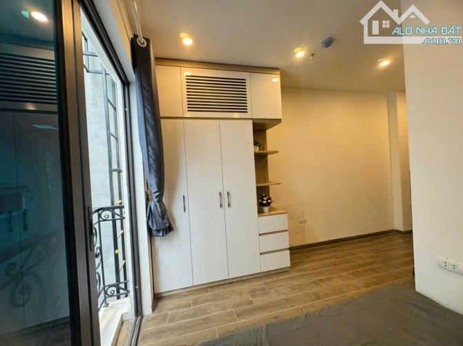 Bán toà CCMN Kim Giang 60m2, 7 tầng thang máy, MT 5m, Giá bán 12,5 tỷ dòng tiền 360 tr/năm - 2