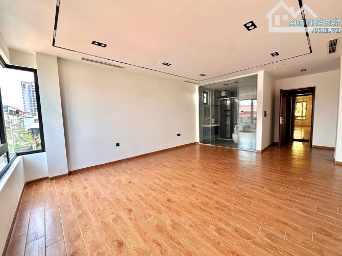 BÁN GẤP NHÀ MẶT PHỐ Ô CHỢ DỪA 80M2 - 9 TẦNG THANG MÁY - 4M MẶT TIỀN - DÒNG TIỀN 1 TỶ/NĂM - 2