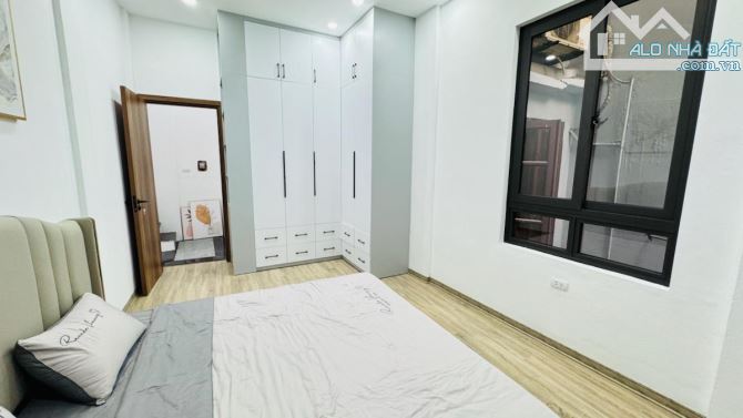 1/100 Cực hiên Nguyễn Đình Chiểu, Q Hai Bà Trưng 27m2,4 tầng. - 2