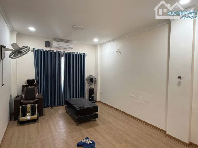 BÁN NHÀ MẶT NGÕ CẦU GIẤY -  LÔ GÓC - Ô TÔ TRÁNH - KINH DOANH - 45M2, 5 TẦNG, NHỈNH 16 TỶ - 2