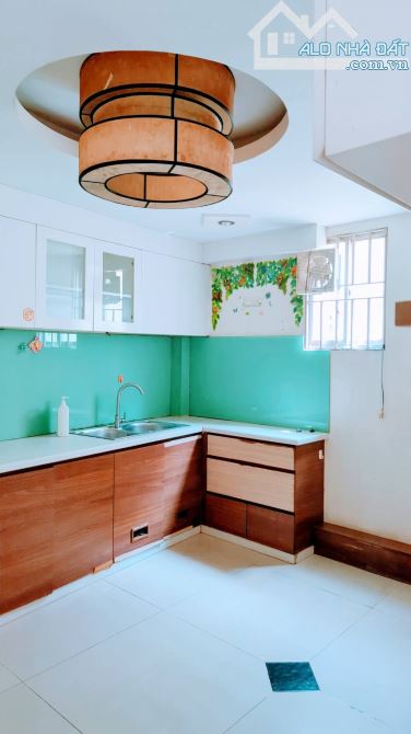 Bán nhà 5 tầng - 55m2 -xe hơi ngủ nhà - Nguyễn Thị Thập - Quận 7 - hơn 8 tỷ - 2