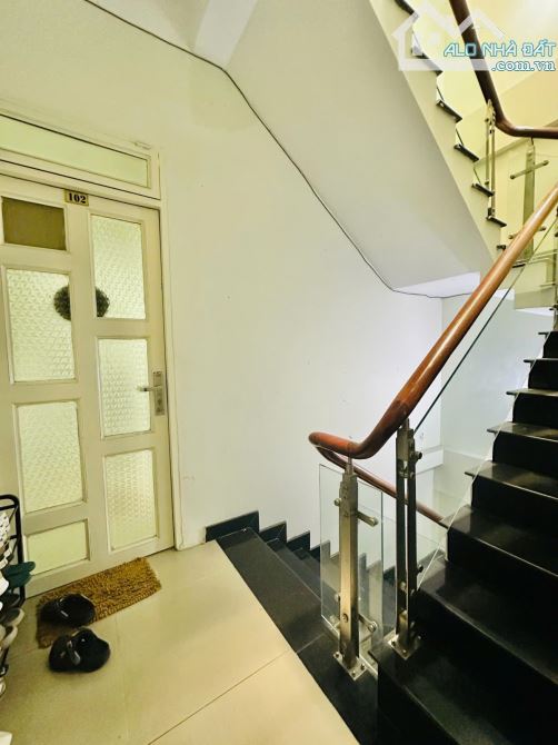 Bán nhà hẻm xe hơi Quận 10 đúc 4 tầng BTCT 64m2 7PN chỉ 9.8 tỷ TL - 2