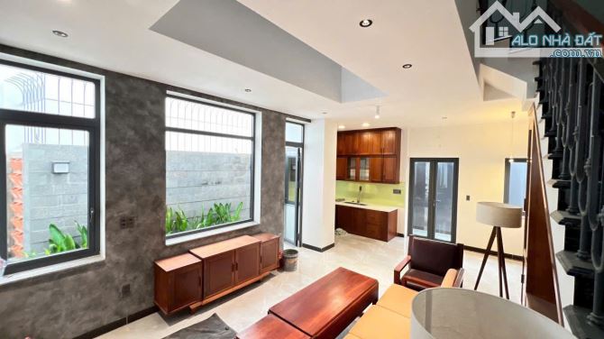 Bán căn nhà thiết kế theo phong cách Châu Âu 2 lầu 4pn 5wc DT 6x13,5m2 Nguyễn Bình, Nhà Bè - 2