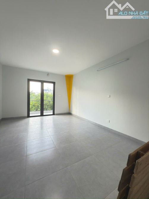 bán nhà Quận 8, 200m2, 3 tầng, khu dân cư phong phú, nhỉnh 15 tỷ - 2