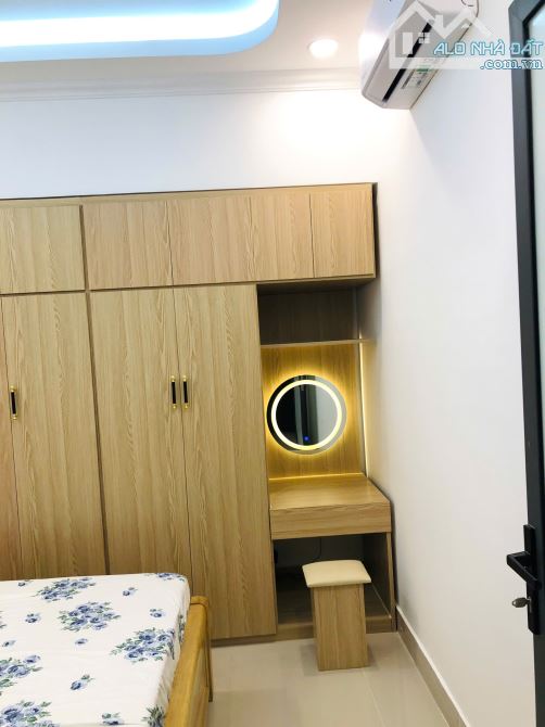 Cho thuê căn hộ NAPONEON căn góc view biển hướng đông nam mát cả ngày 4pn dt 75m - 2