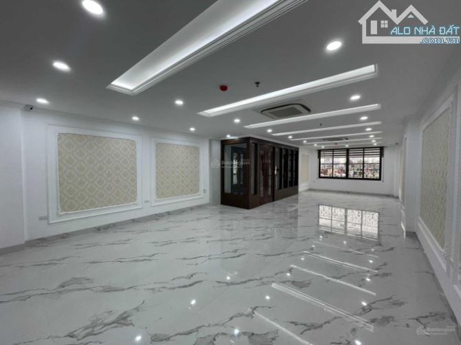BÁN NHÀ CẦU GIẤY, MẶT ĐƯỜNG 3 ÔTÔ TRÁNH PHỐ NGUYỄN PHONG SẮC, 2 MẶT TIỀN 100M2, MT5.6N - 2