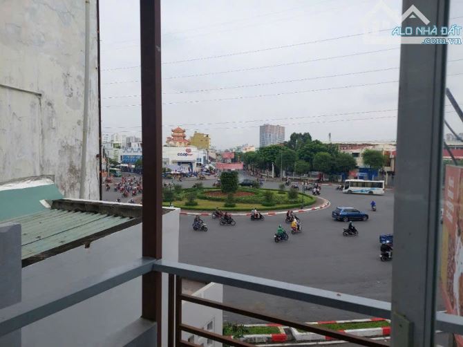 Bán Nhà Mặt Tiền Nguyễn Văn Luông – DT 52m2.Kết Cấu  4 Tầng .Giá tốt khu vực - 1