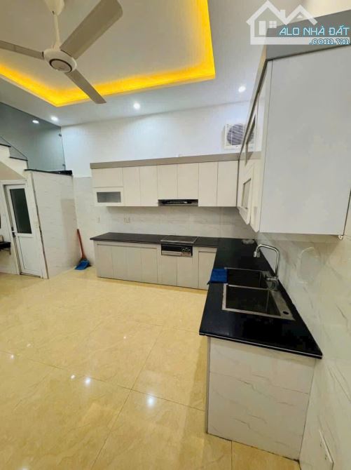 Bán nhà 3 tầng dân xây oto vào tr0ng nhà tại Đồng Hoà - Kiến An - 2
