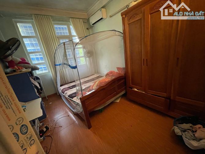 Bán nhà Tân Phong Bắc Từ Liêm. Sổ vuông 38m, 4 tầng 4 ngủ MT3m2 Giá 8 tỷ Ngõ ô tô tránh đỗ - 2