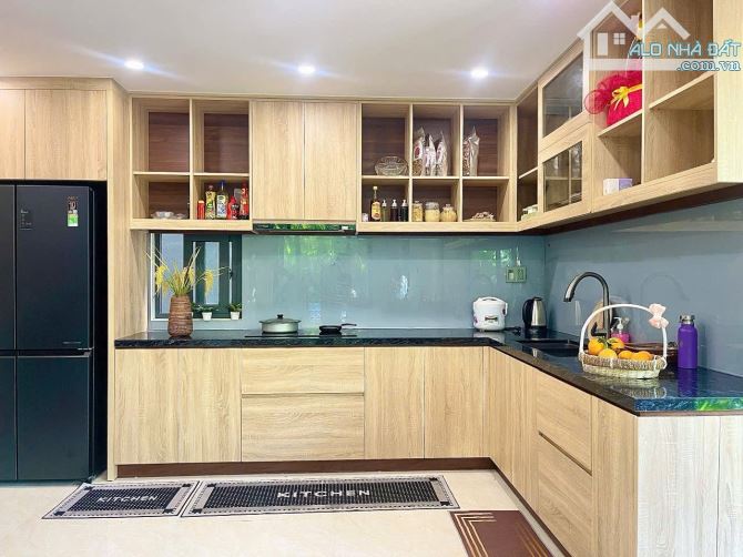 CHỦ RẤT CẦN BÁN CĂN 2 MẶT TIỀN VILLA HỒ BƠI, KHÁCH HÀN THUÊ 60TRIỆU/THÁNG ĐƯỜNG HOÁ SƠN 6 - 2