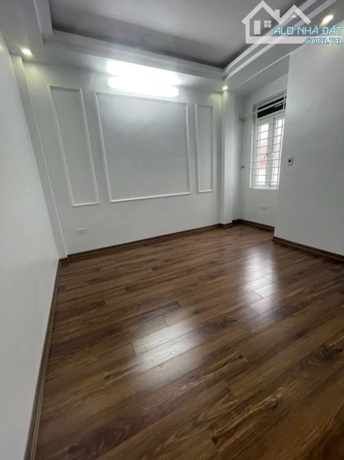 🏡 CHỈ 2 TỶ 950TR – NHÀ 3 TẦNG NGÕ 261 TRẦN NGUYÊN HÃN, LÊ CHÂN – CÓ SÂN CỔNG – VỊ TRÍ ĐẸP - 3