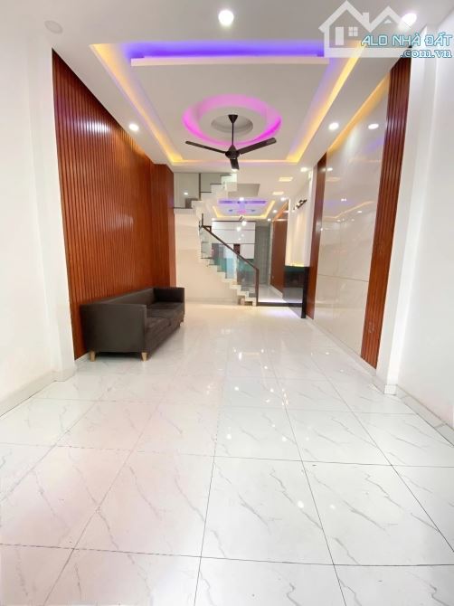 HẺM XE HƠI THÔNG Sát MẶT TIỀN ĐƯỜNG SỐ LÊ VĂN QUỚI 4 Tầng 4M16M KỀ BÊN BỐN XÃ Chỉ 6.8TỶ - 3