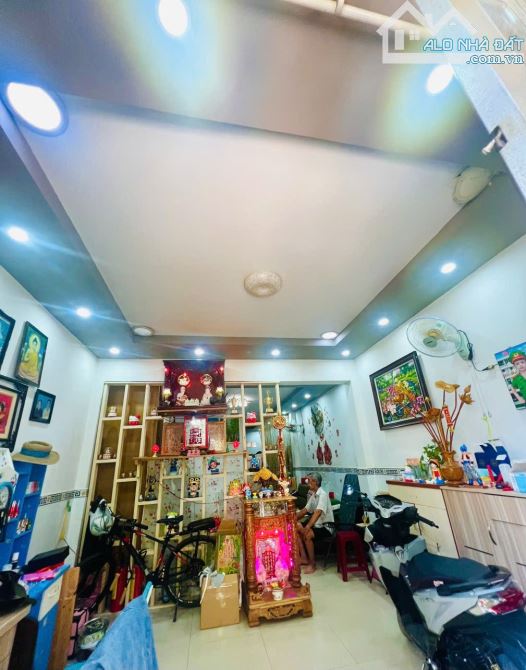 GẤP BÁN NHÀ HAI TẦNG 48m² GIÁ CHỈ 3,3 TỶ TL NHANH LÊN  CÒN KỊP - 3